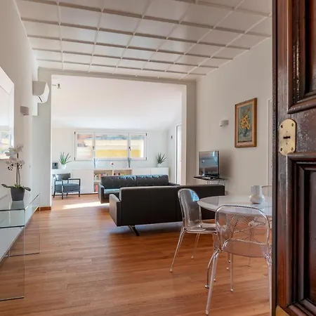 Guesthost - Trastevere Luxury With Terrace Apartamento