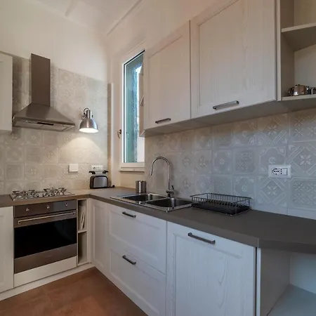 Apartamento Guesthost - Trastevere Luxury With Terrace *