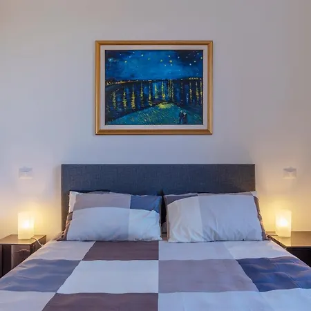 Apartamento Guesthost - Trastevere Luxury With Terrace *