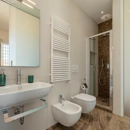 Guesthost - Trastevere Luxury With Terrace *