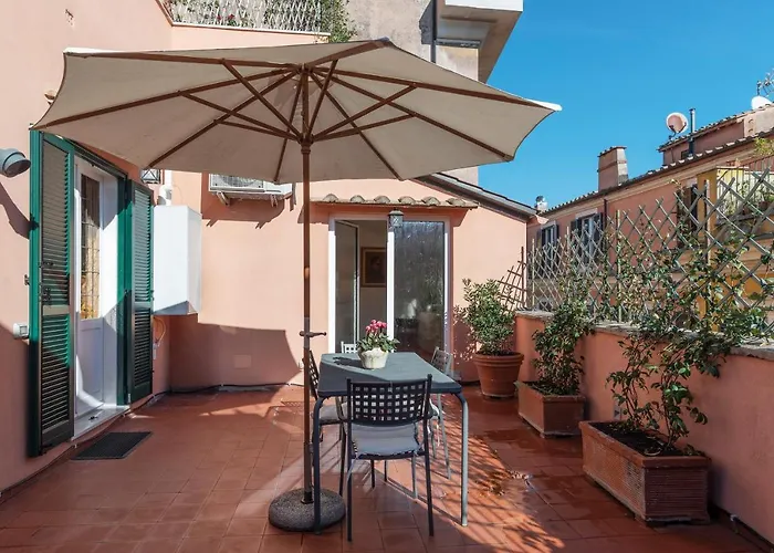 Apartamento Guesthost - Trastevere Luxury With Terrace *